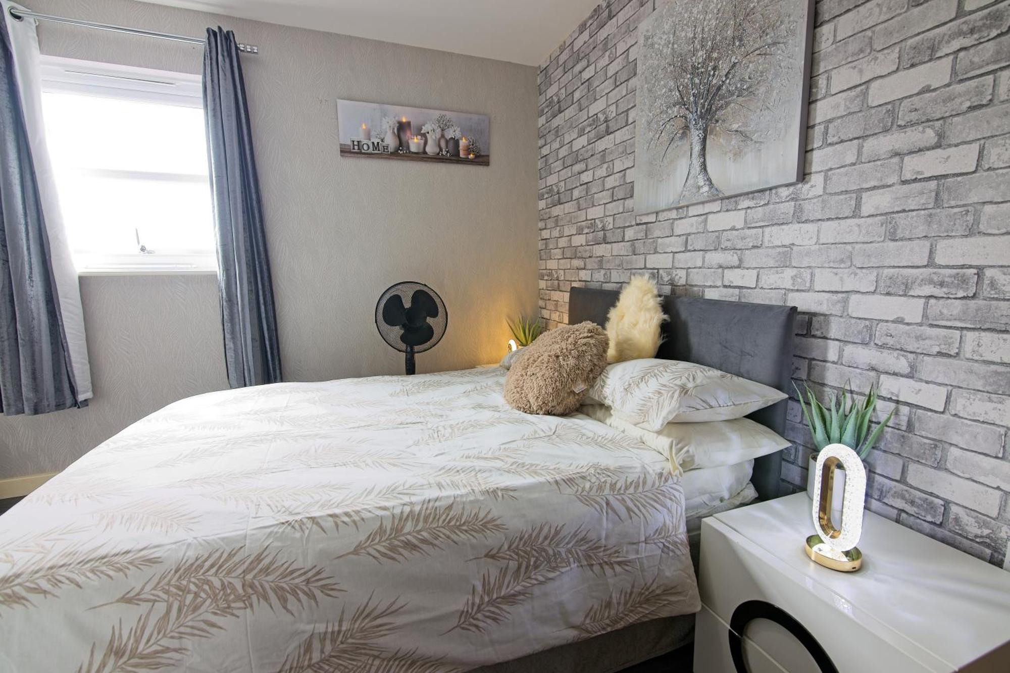 Five Star Rated Condo Manchester Extérieur photo